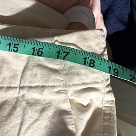 NWT- BAGGY PANTS
CLASSIC STYLE 
SOFT TAN COTTON 
@37 inch waist JEANS - Picture 9 of 9